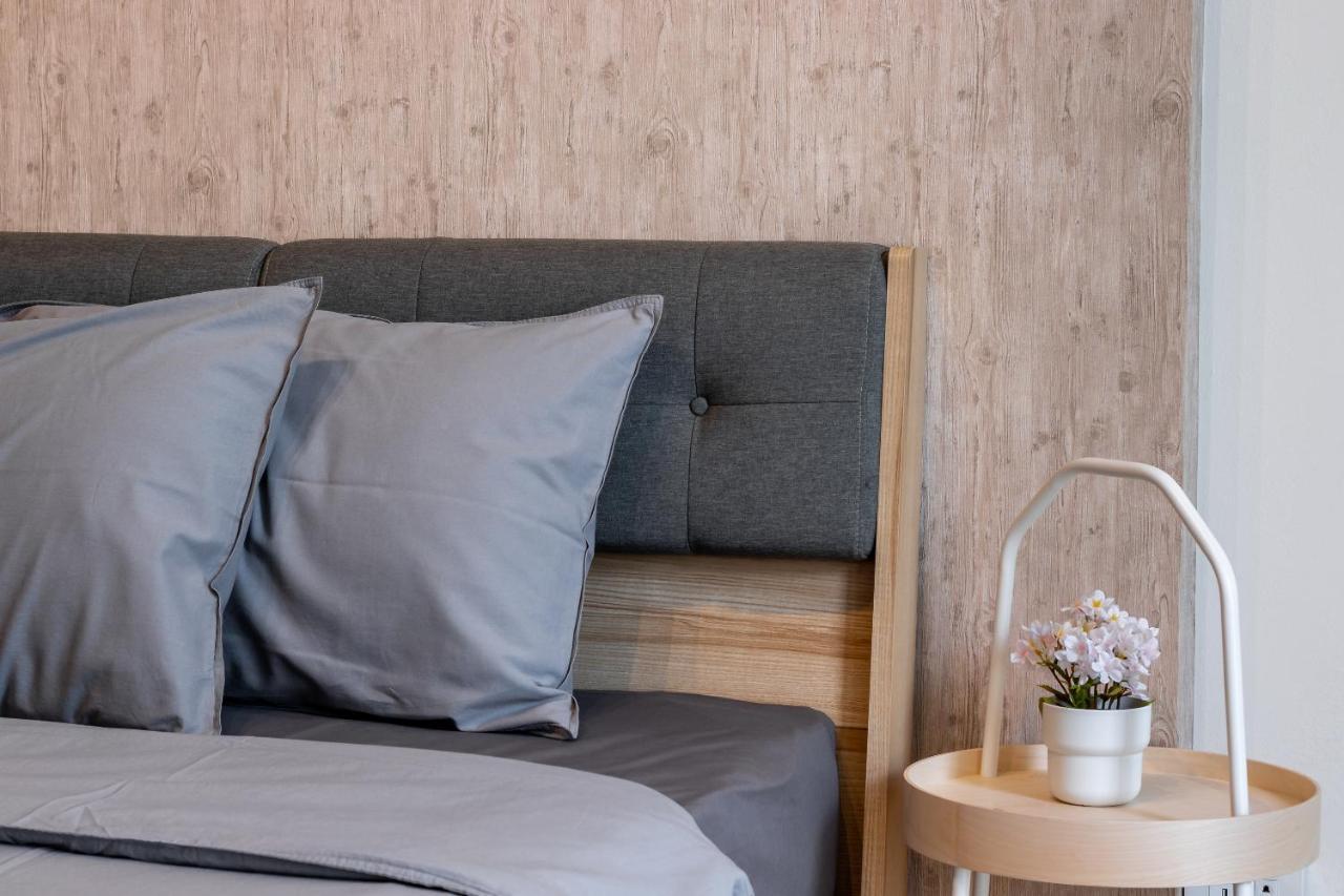 Apartamento Nidhra นิทรา Ban Lat Krachaeng Exterior foto