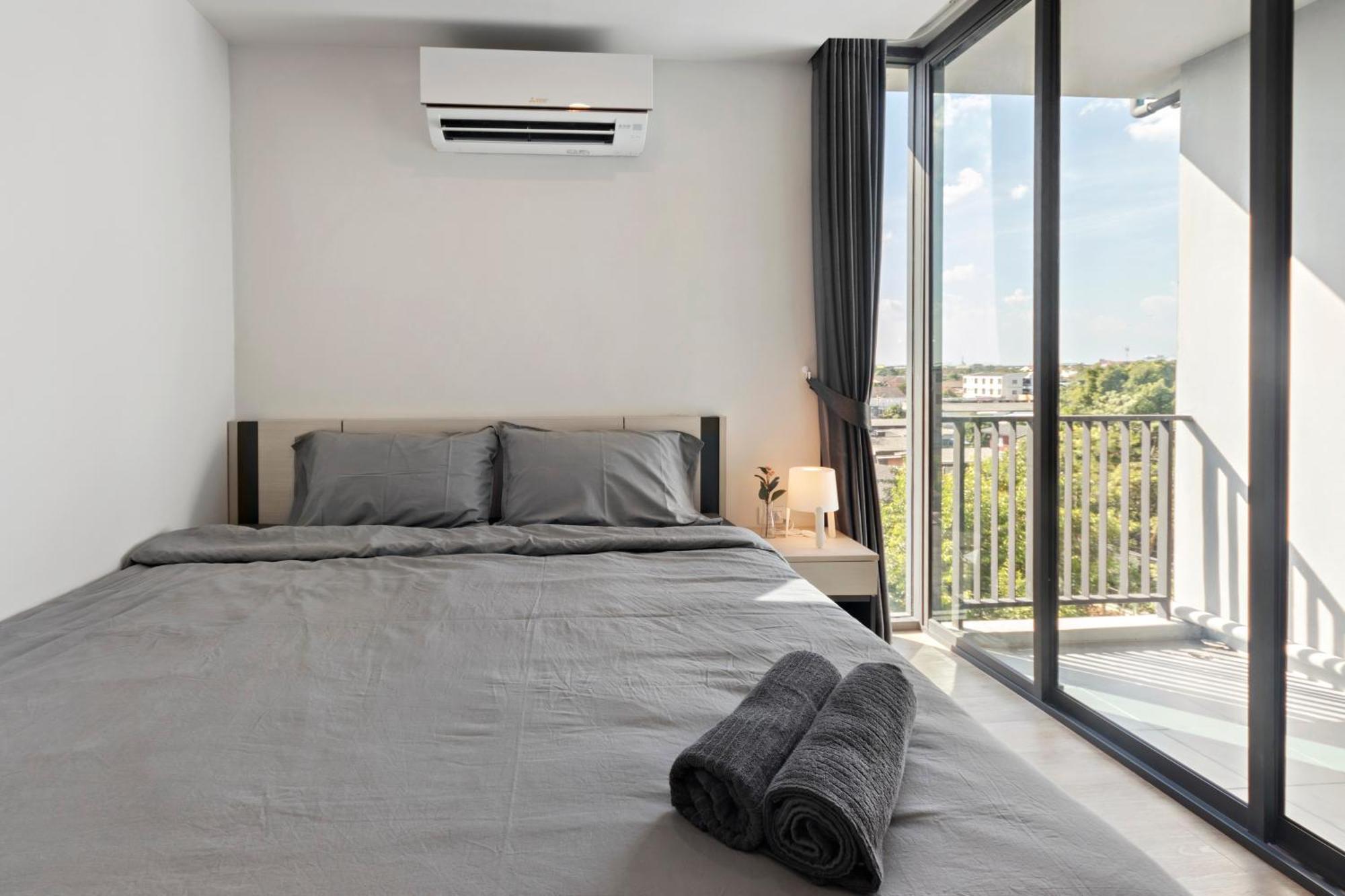Apartamento Nidhra นิทรา Ban Lat Krachaeng Exterior foto