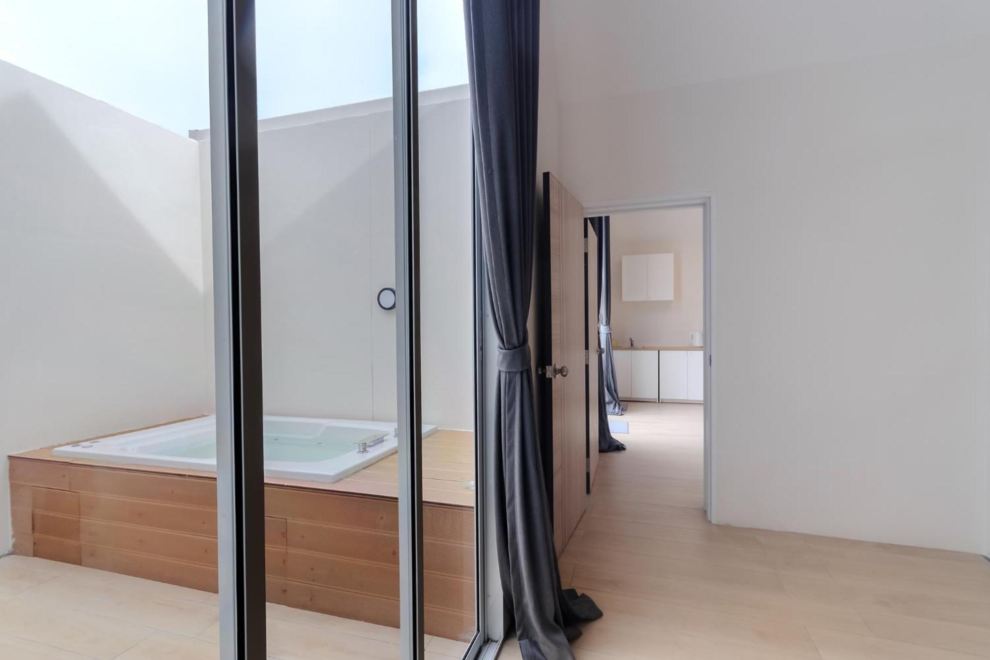 Apartamento Nidhra นิทรา Ban Lat Krachaeng Exterior foto