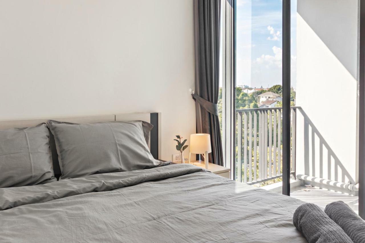 Apartamento Nidhra นิทรา Ban Lat Krachaeng Exterior foto