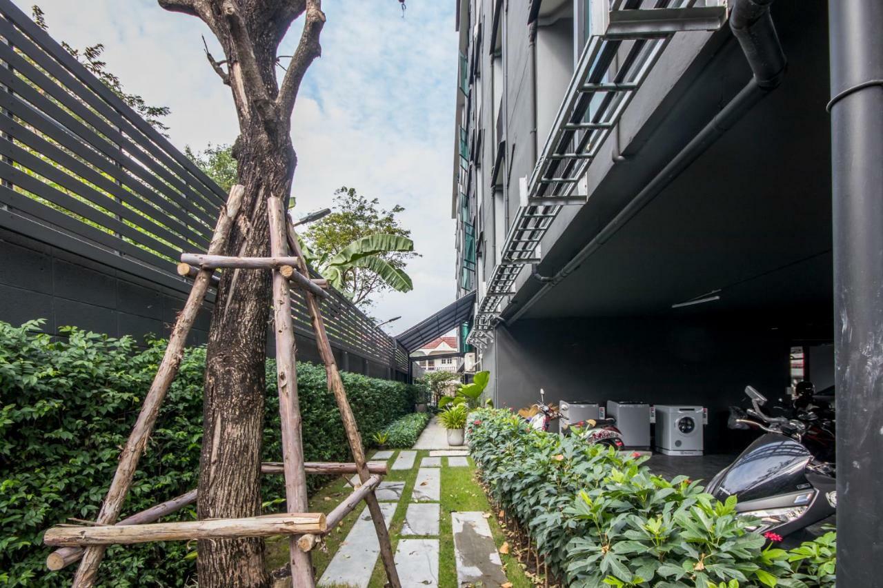 Apartamento Nidhra นิทรา Ban Lat Krachaeng Exterior foto